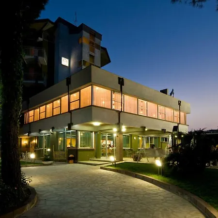 Majestic Szálloda San Mauro Mare