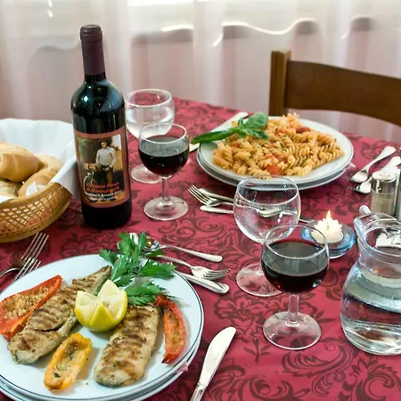 Majestic Ξενοδοχείο 3*